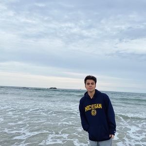 Meet your Posher, Jake